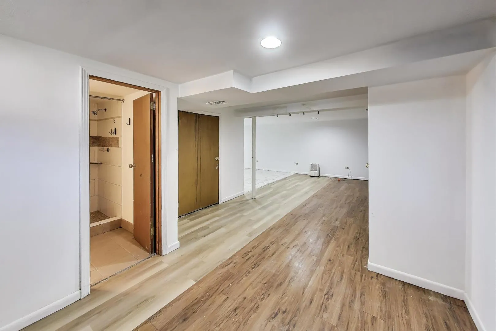 135 E 55 TH Street IL
