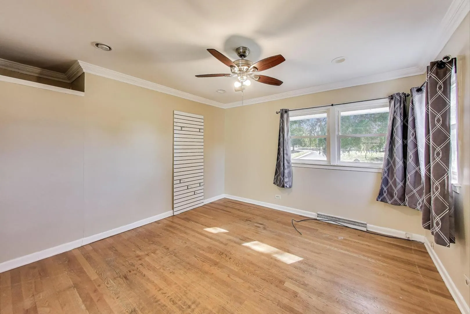 135 E 55 TH Street IL