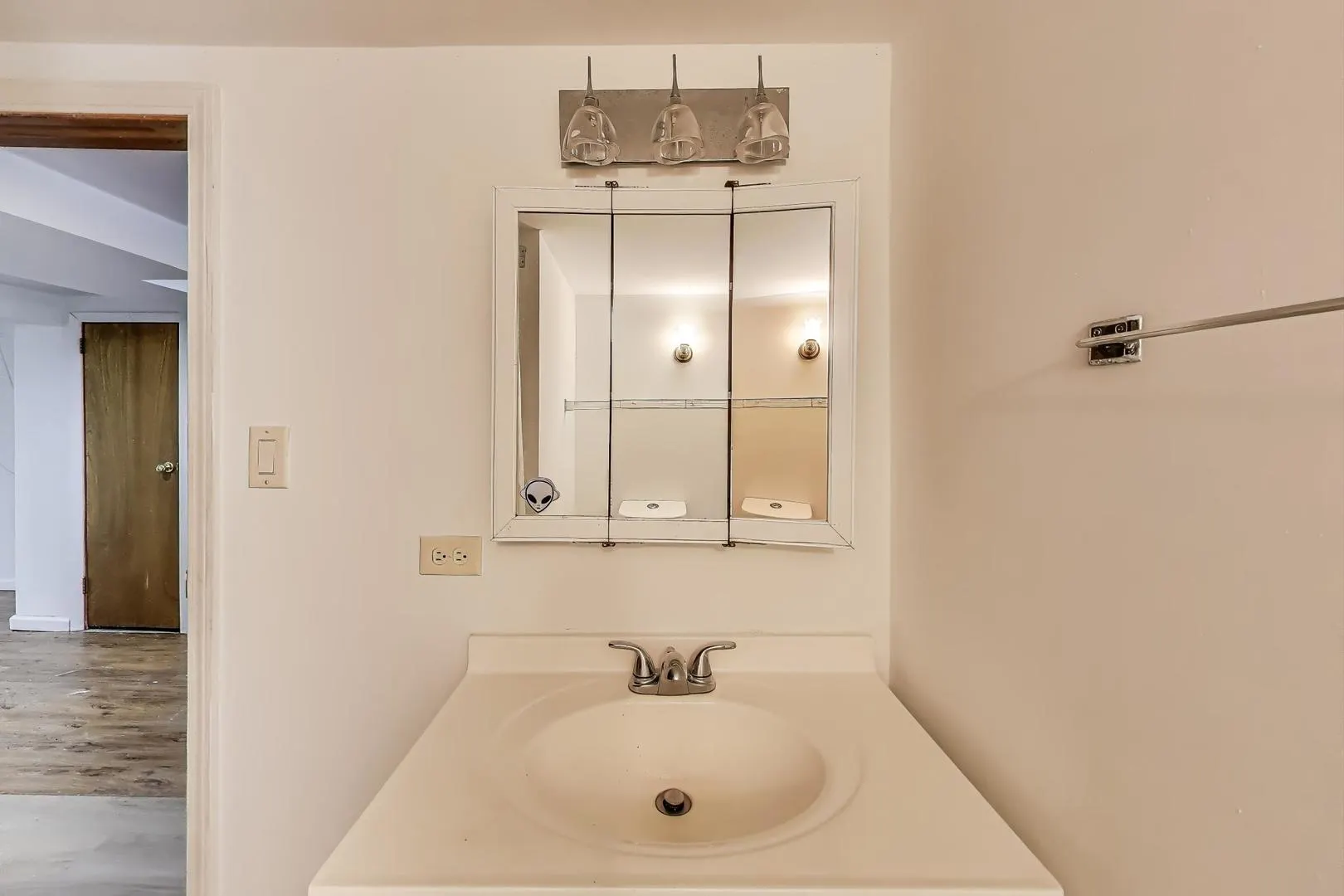 135 E 55 TH Street IL