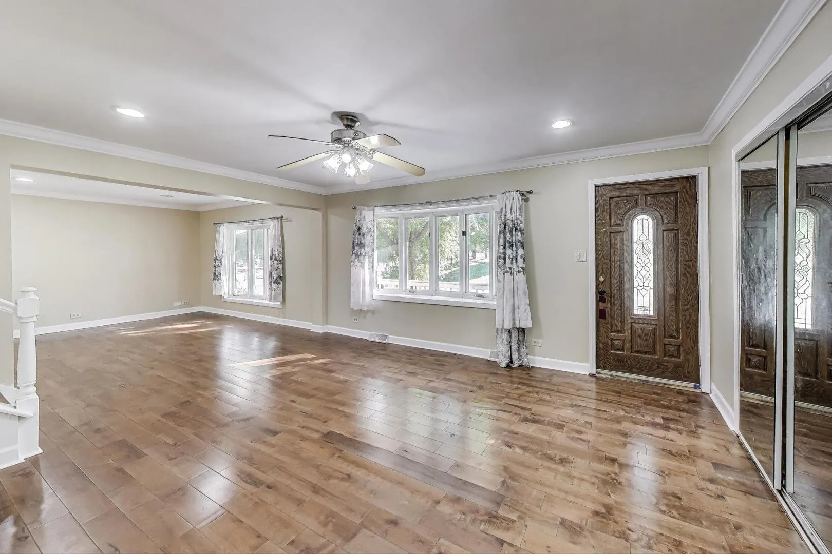 135 E 55 TH Street IL