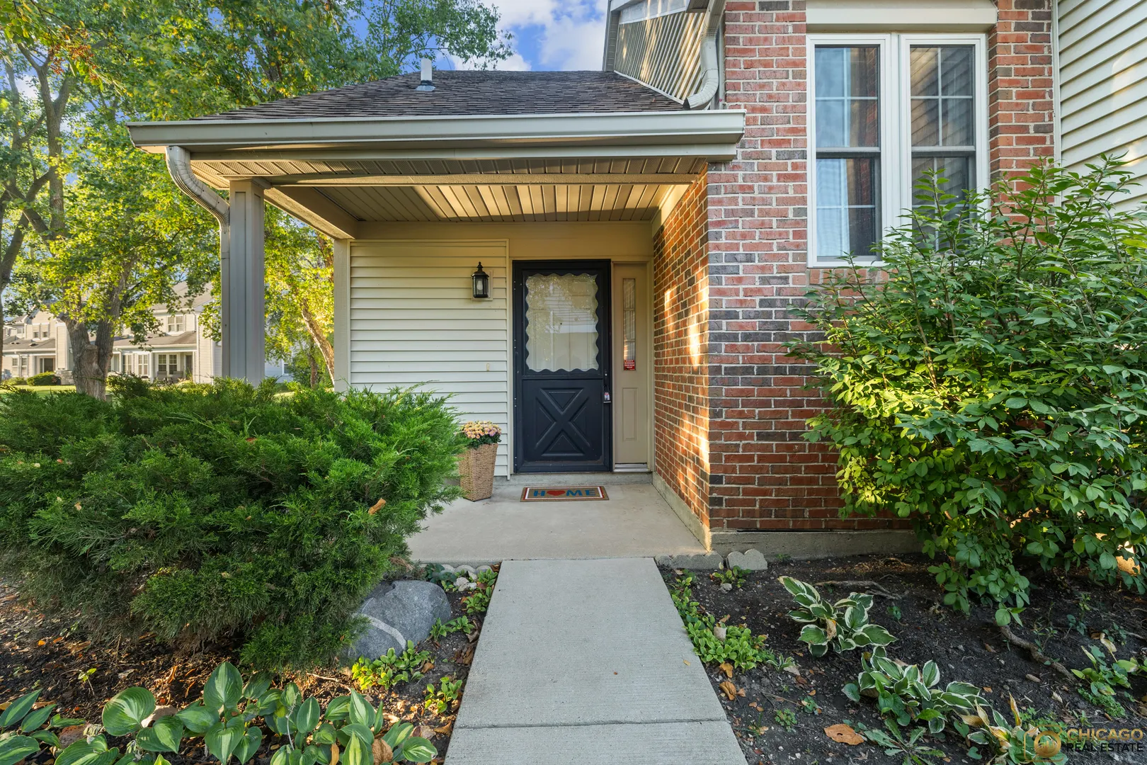 722 Sutton Circle IL