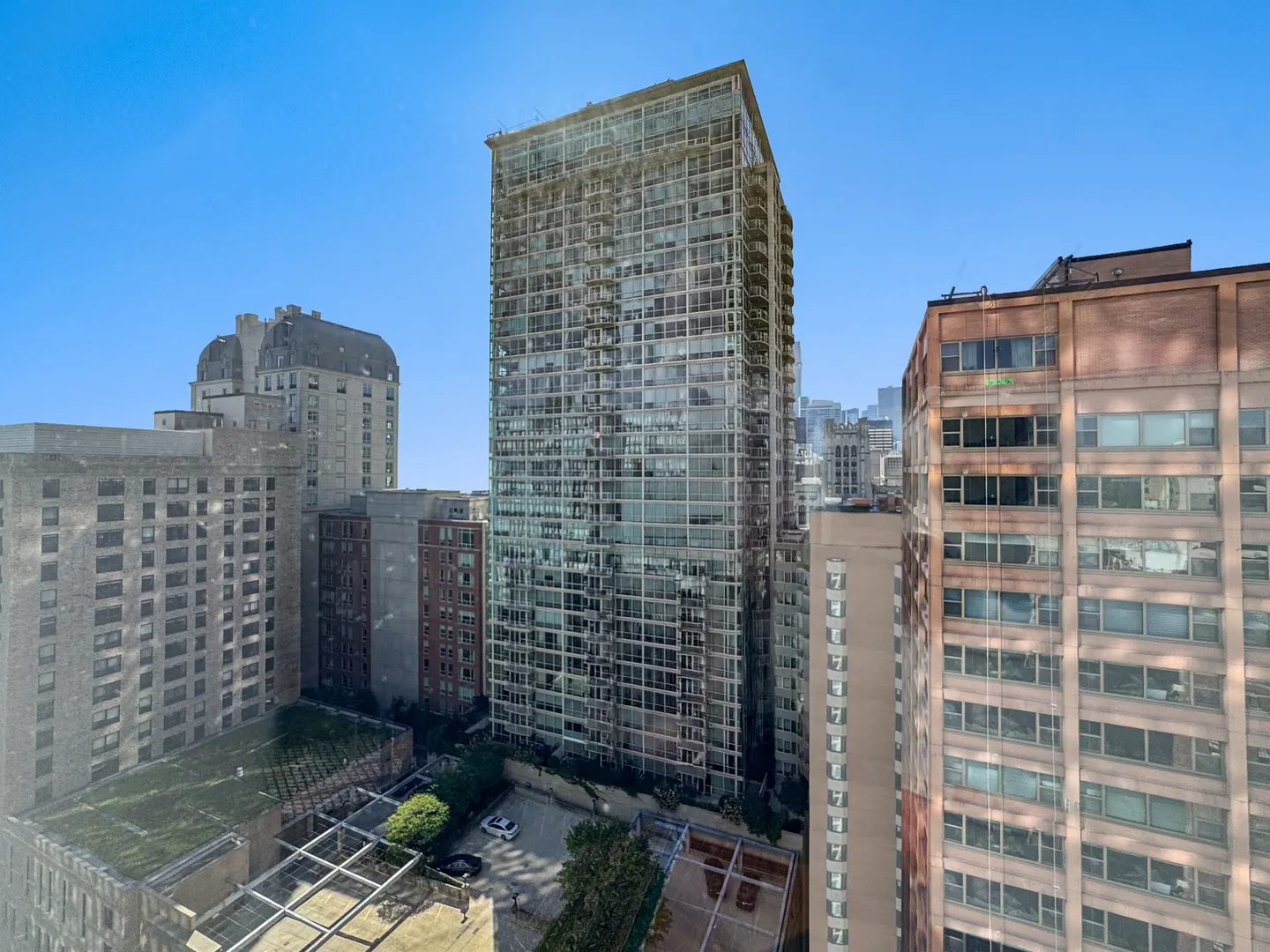 260 E Chestnut Street 2501 IL