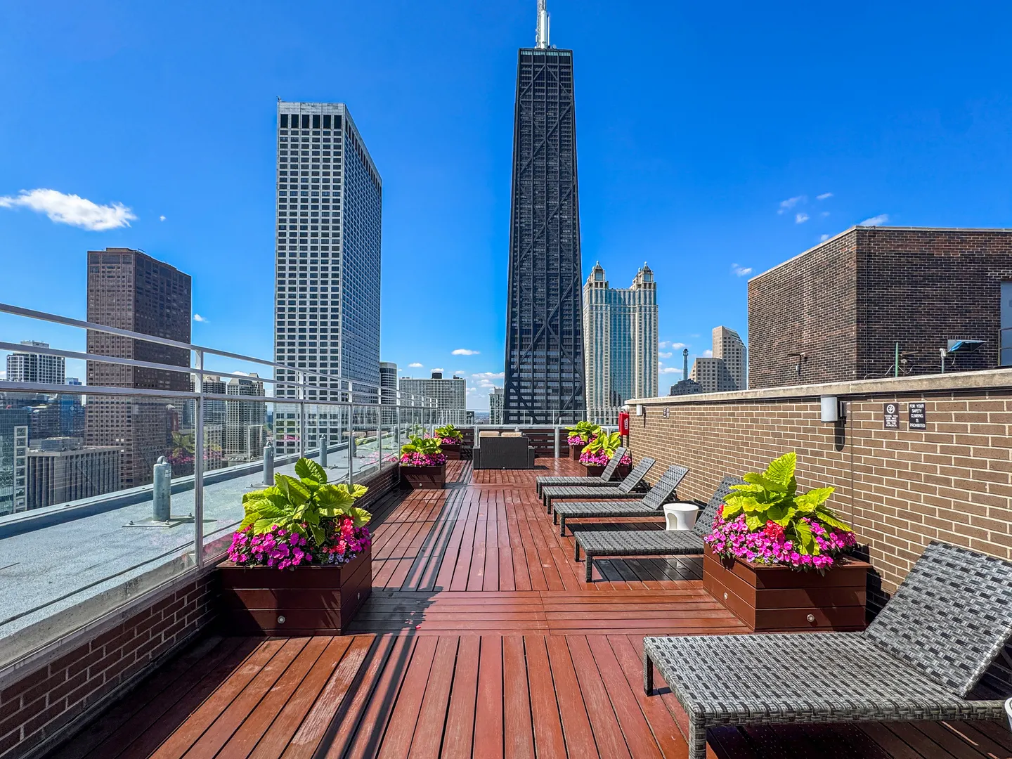 260 E Chestnut Street 2501 IL