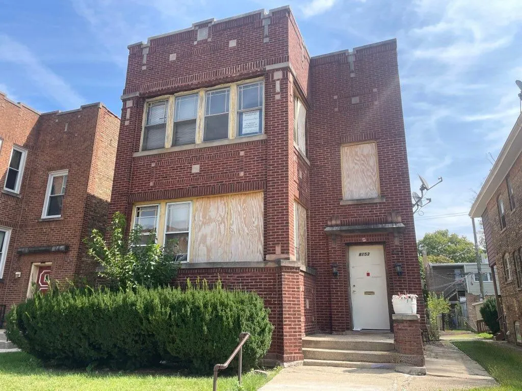 8153 S Sangamon Street IL