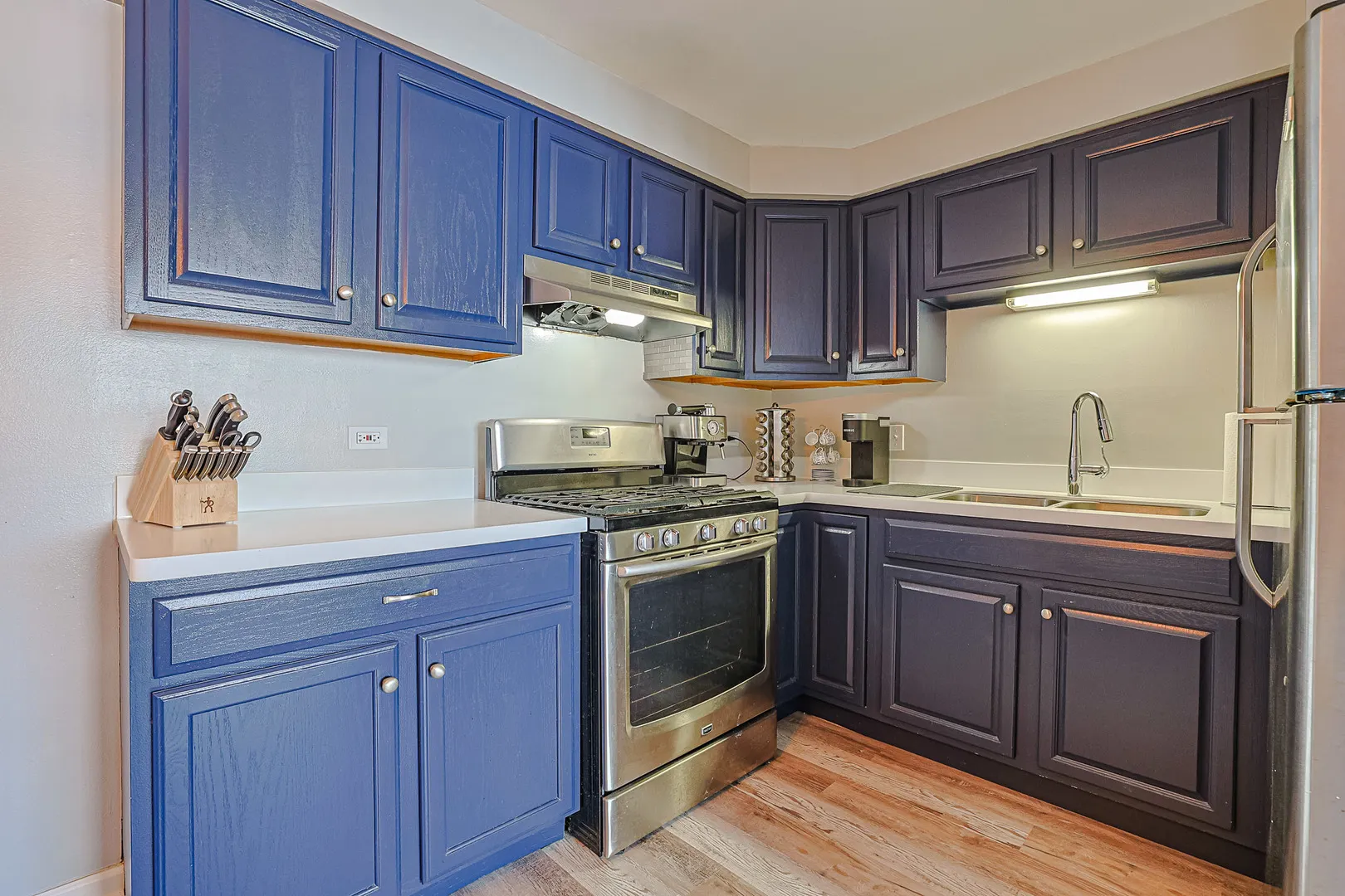 2222 N Harlem Avenue 2NW IL