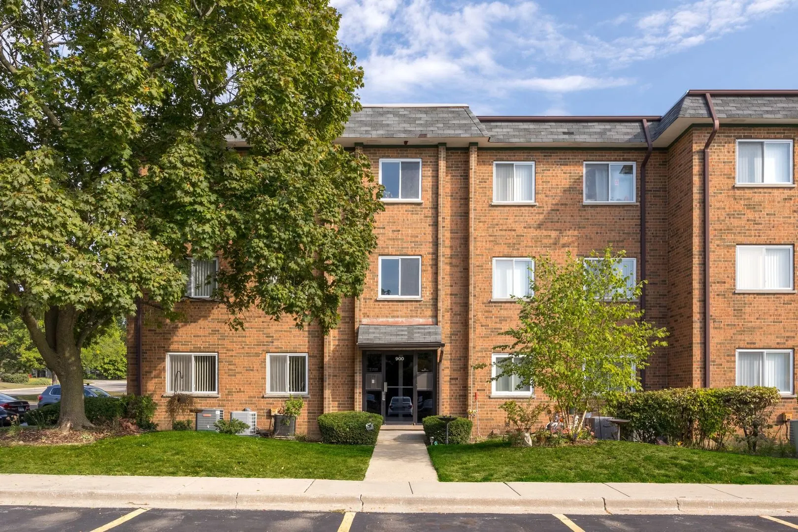 900 Casey Court 27-06 IL