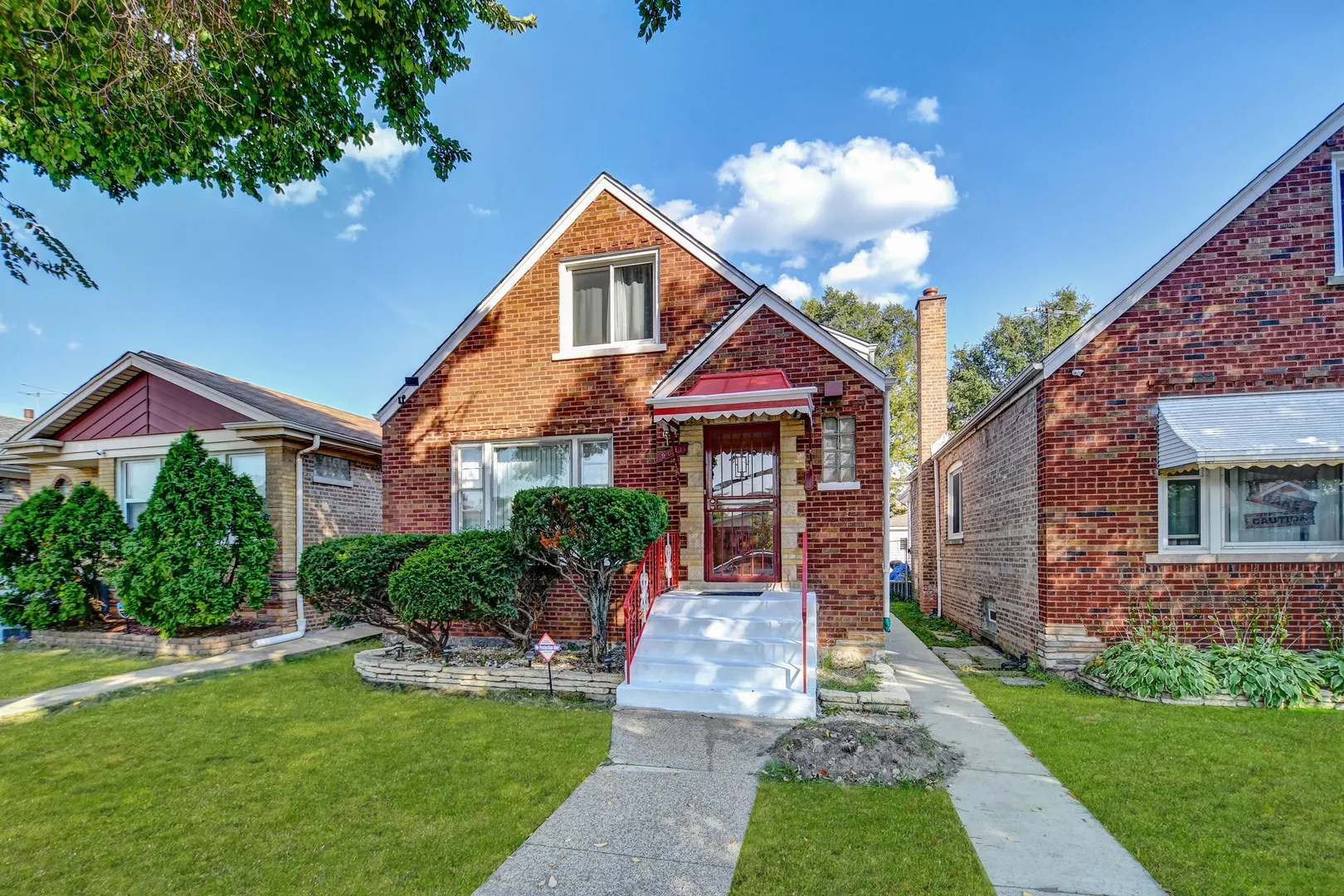 9041 S East End Avenue IL