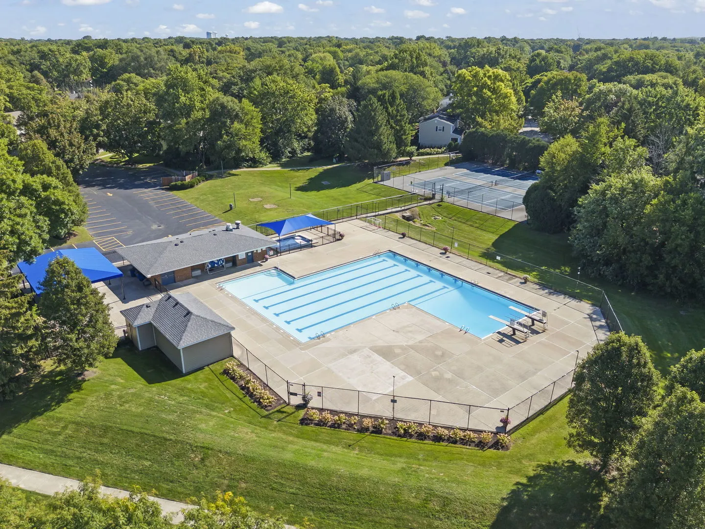 1625 Indian Knoll Road IL