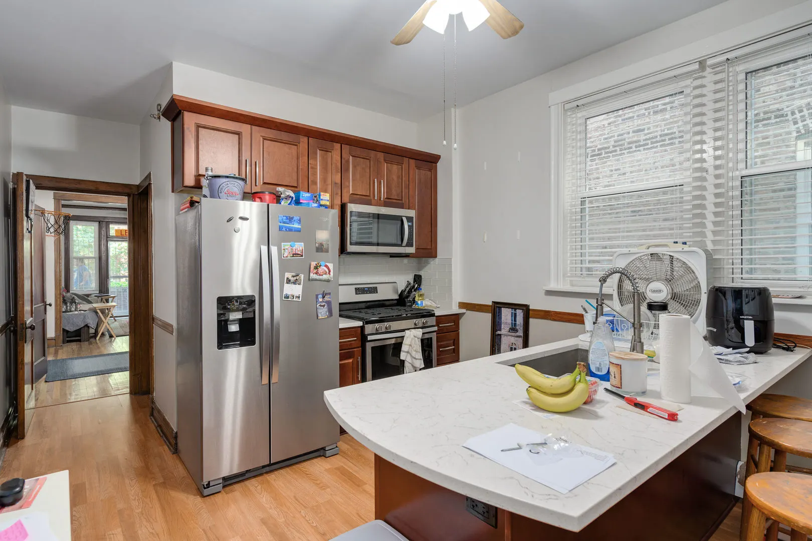 2337 W Thomas Street IL