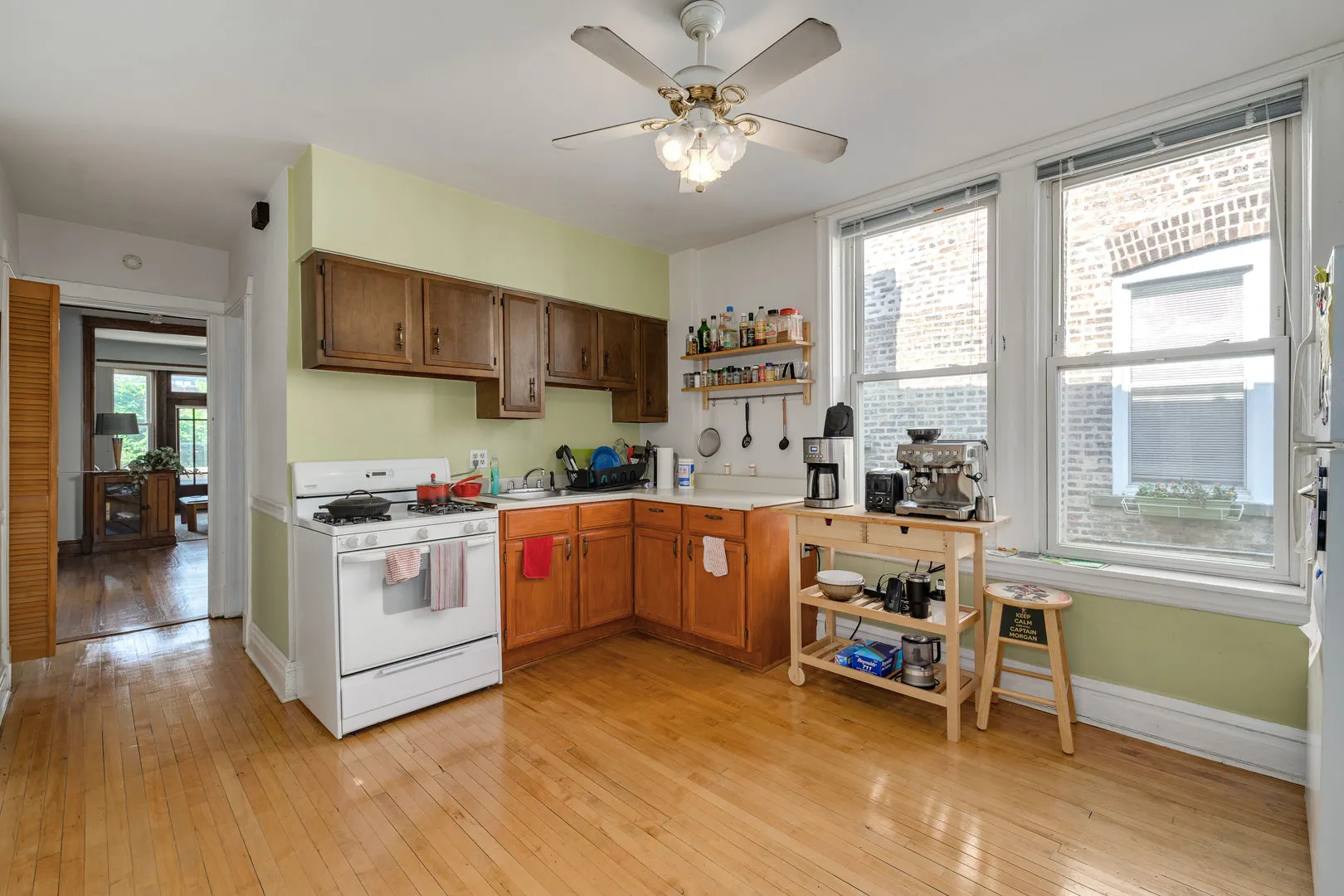 2337 W Thomas Street IL