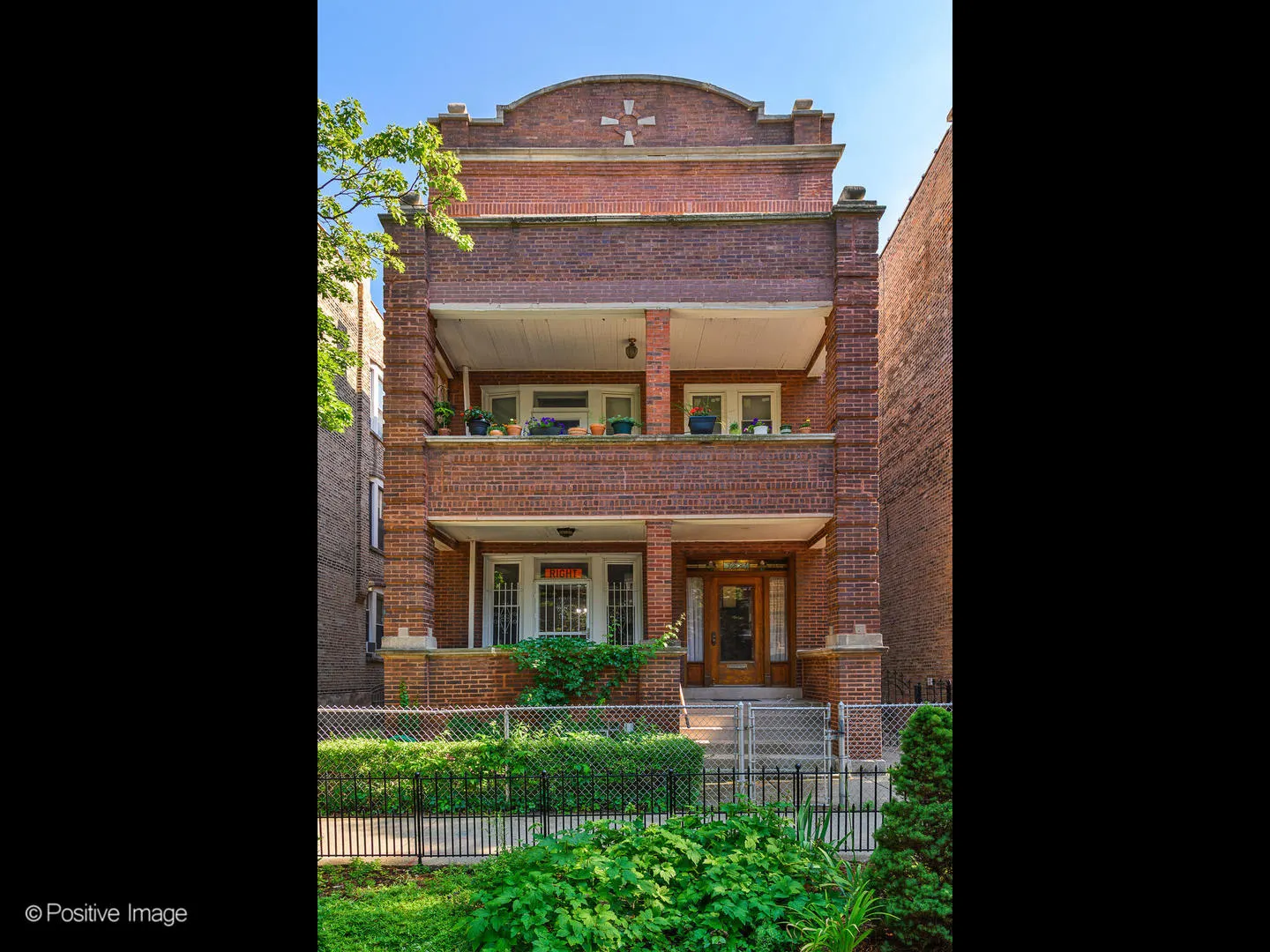 2337 W Thomas Street IL