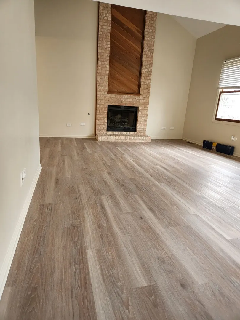 15511 Westminster Drive IL