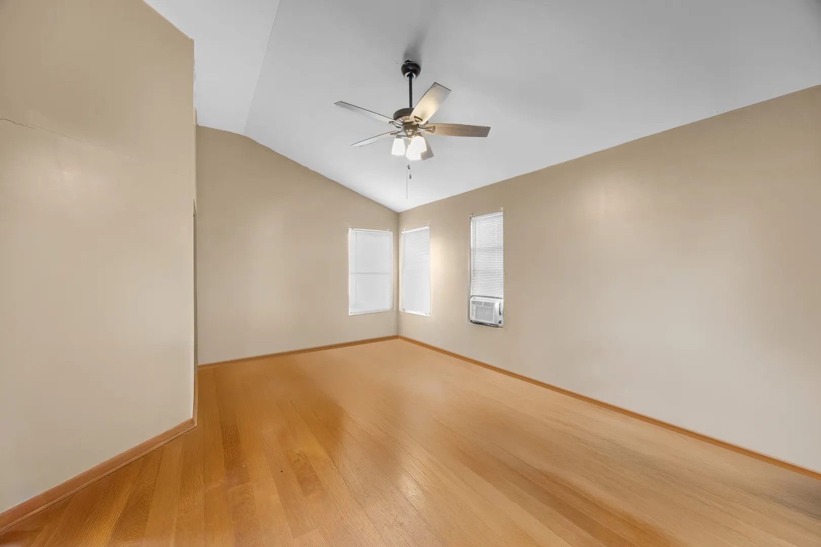 18601 Walnut Avenue IL