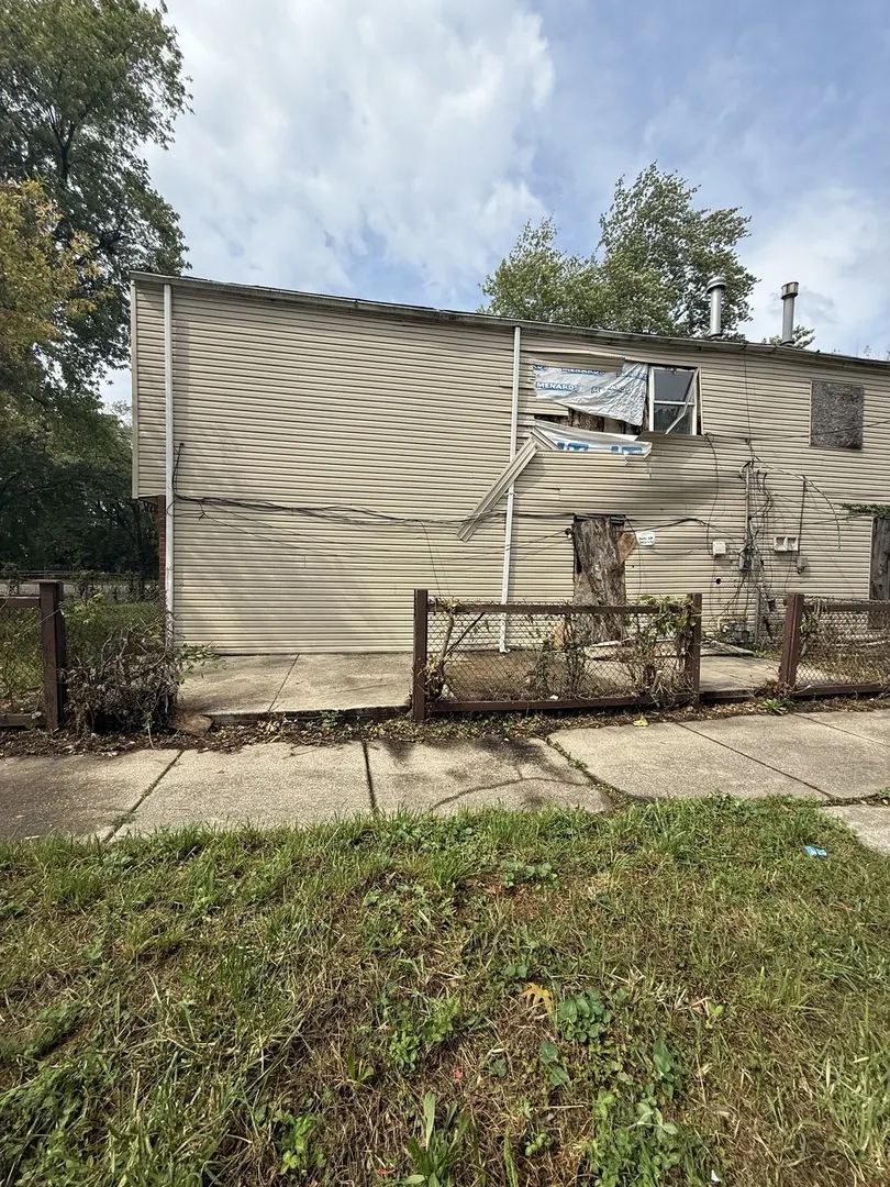 10611 S COTTAGE GROVE Avenue IL