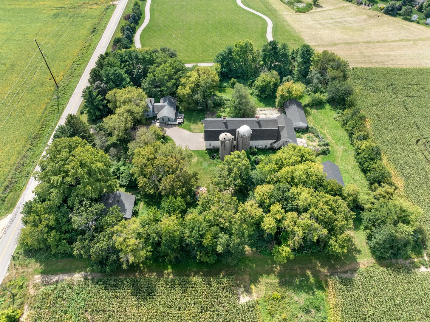 1610 Town Hall Road WI