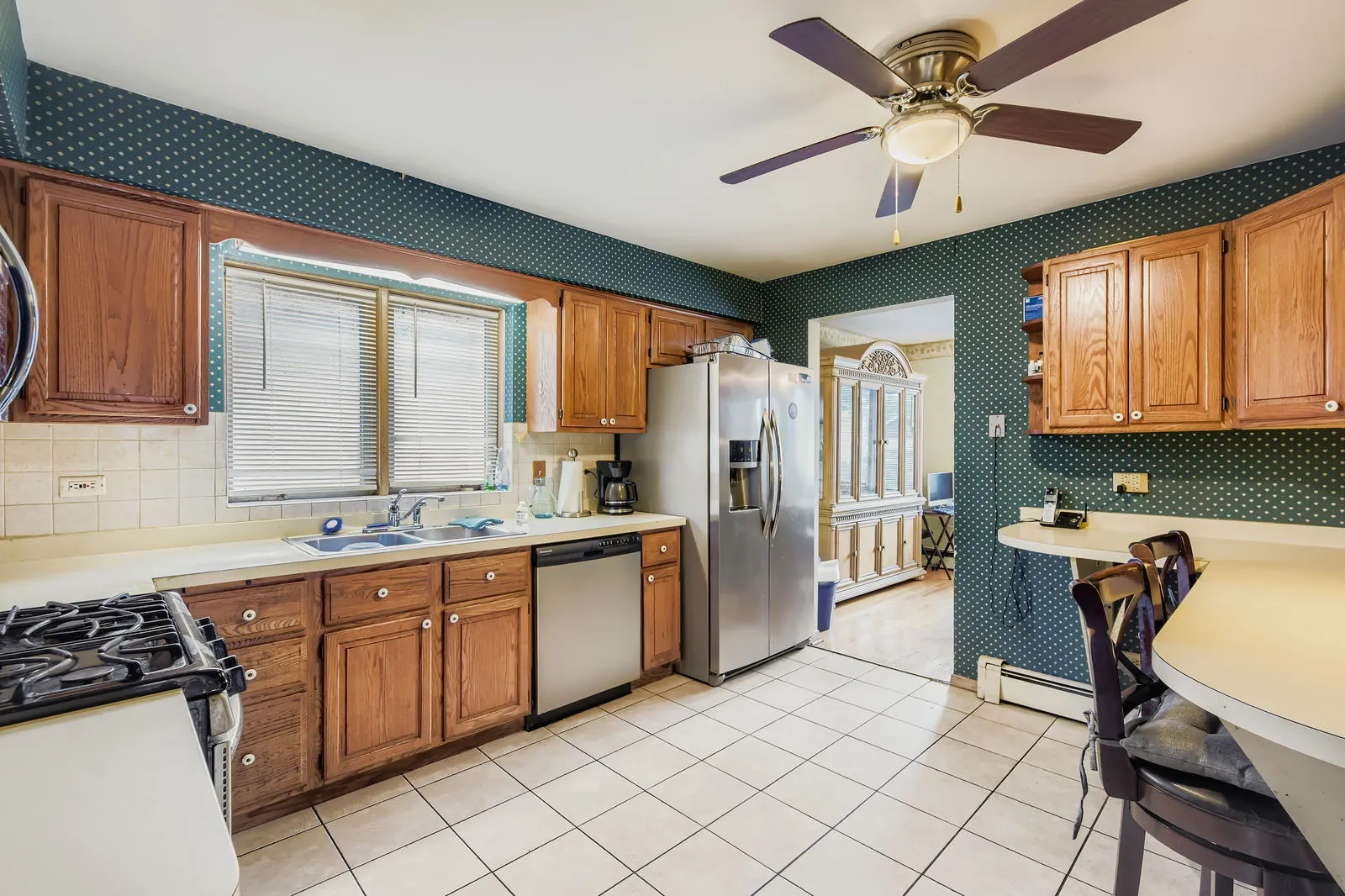 9045 S Sacramento Avenue IL