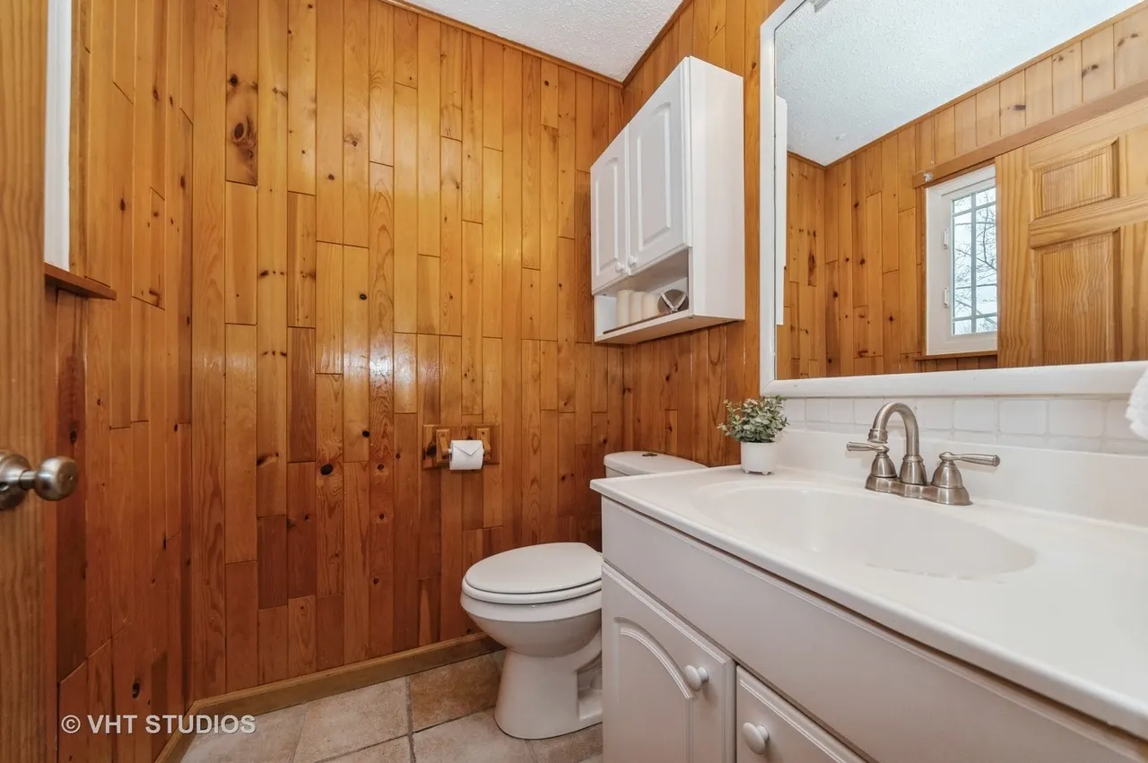 1794 Howe Lane IL