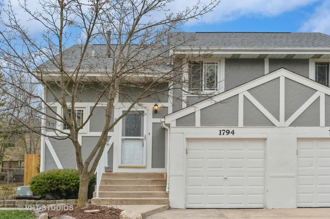 1794 Howe Lane IL