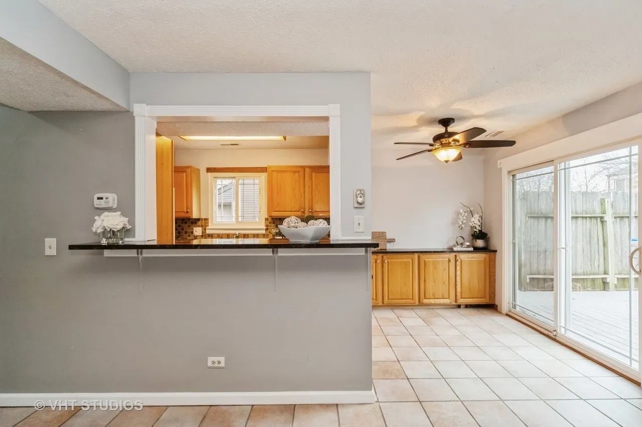 1794 Howe Lane IL