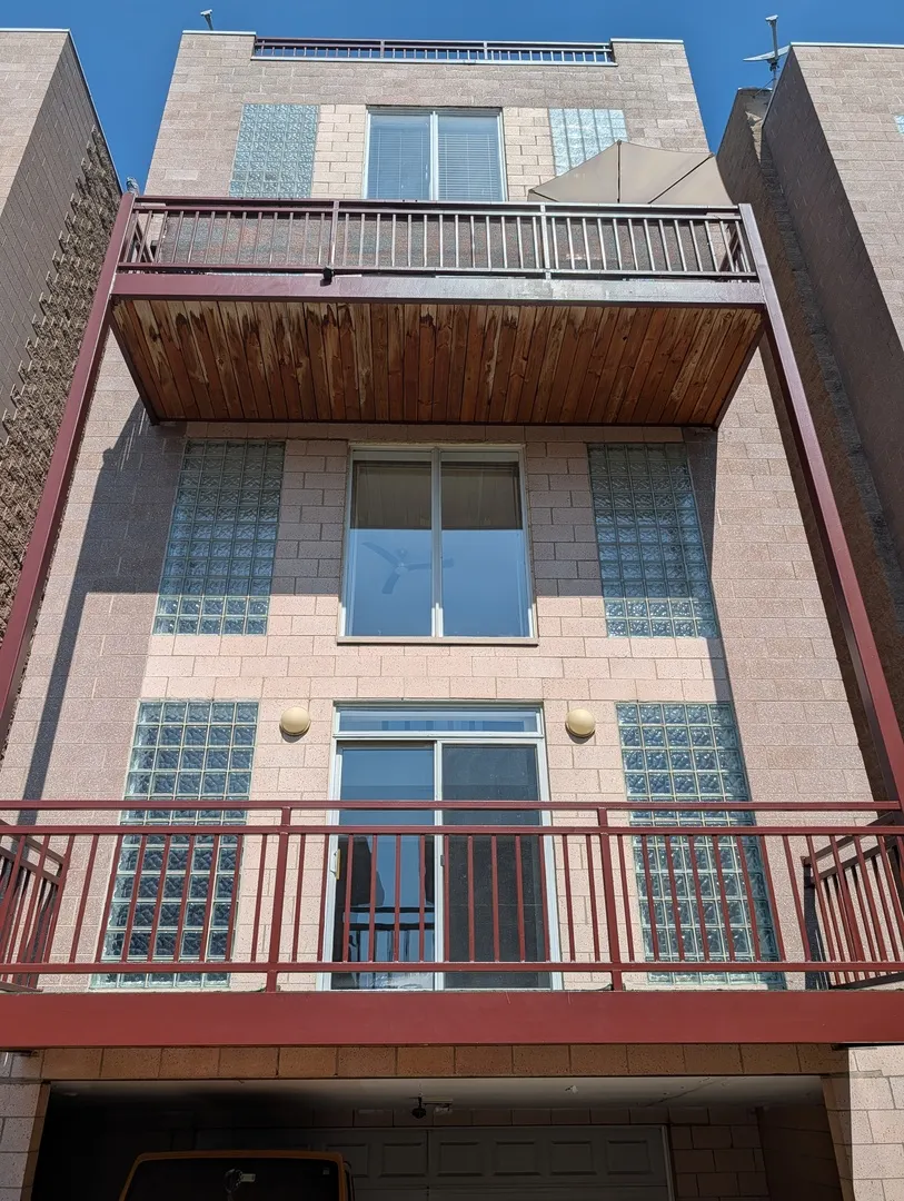 8735 W CATHERINE Avenue 8 IL