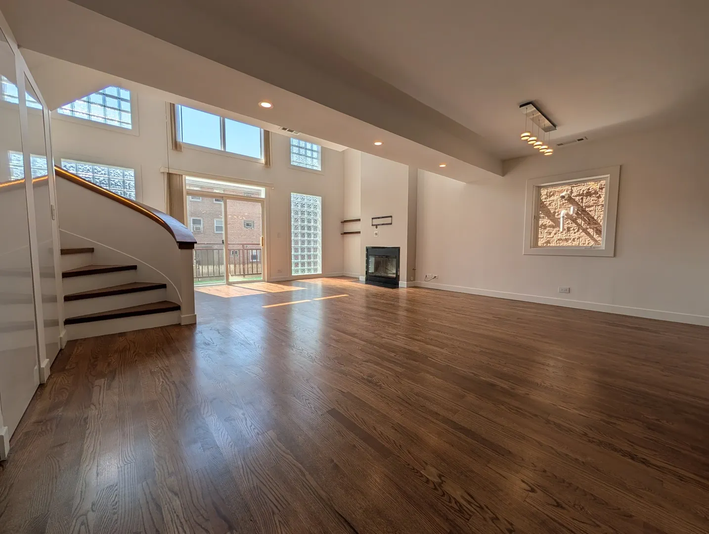 8735 W CATHERINE Avenue 8 IL