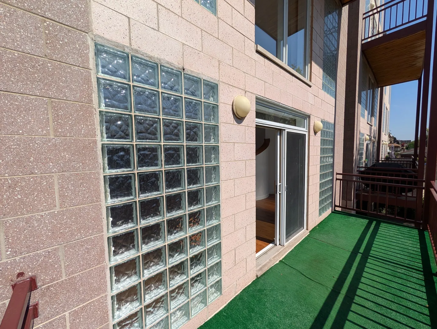 8735 W CATHERINE Avenue 8 IL