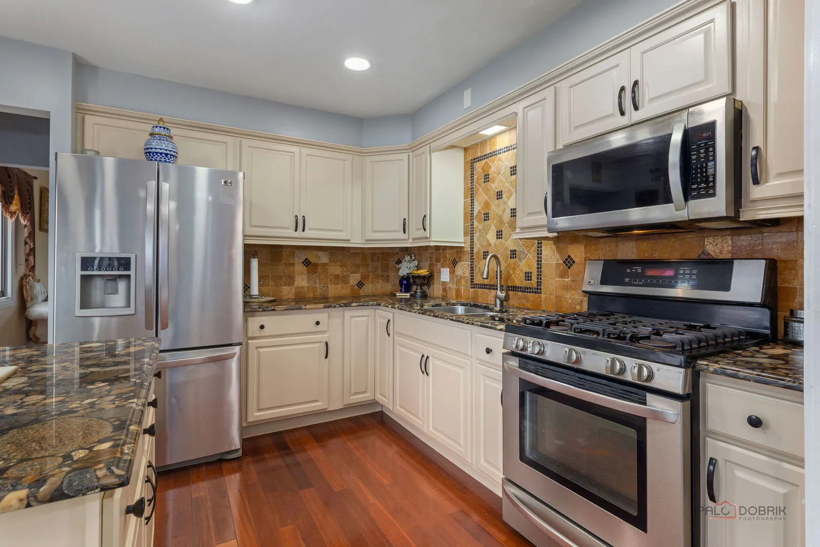 7630 N Oleander Avenue IL