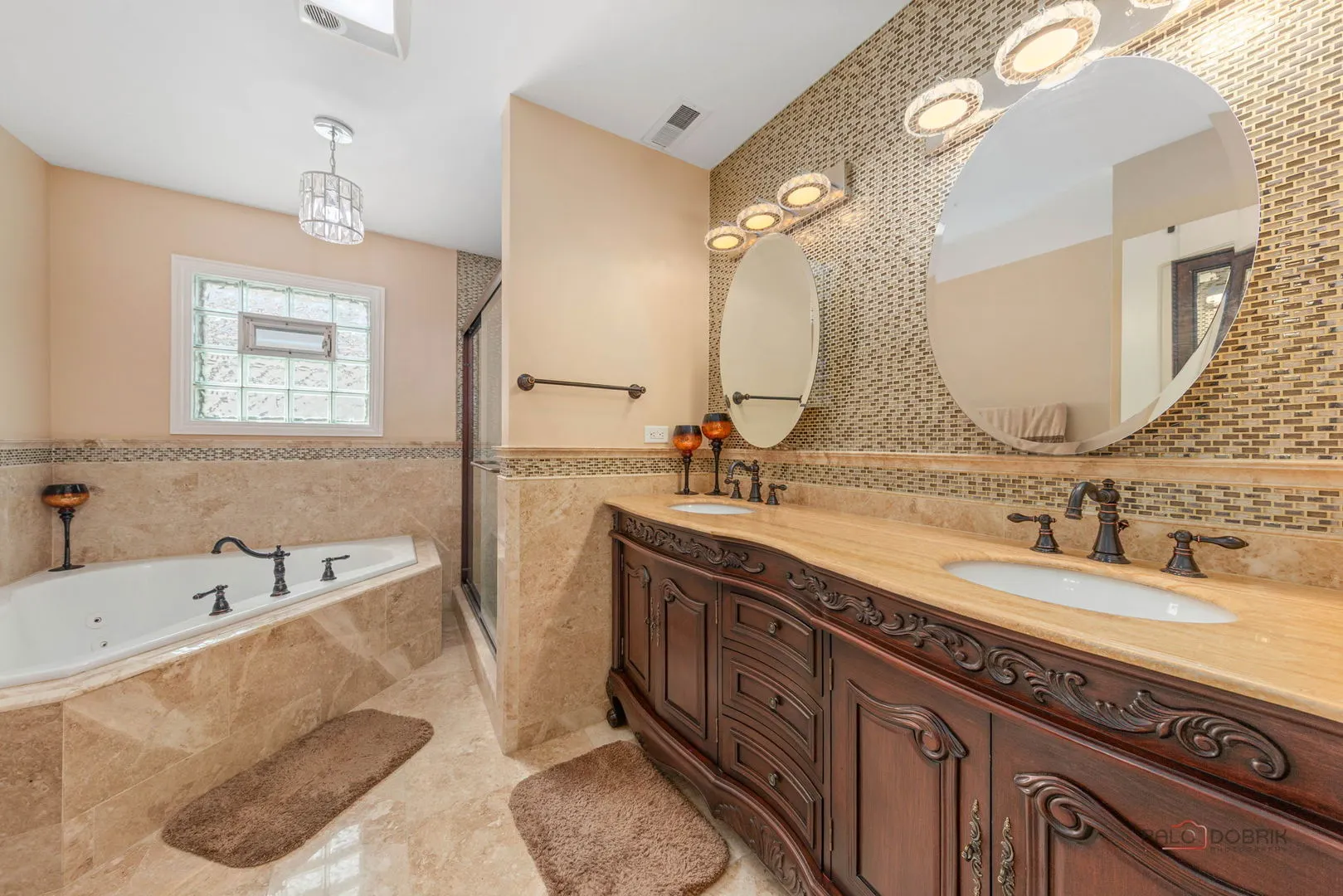 7630 N Oleander Avenue IL