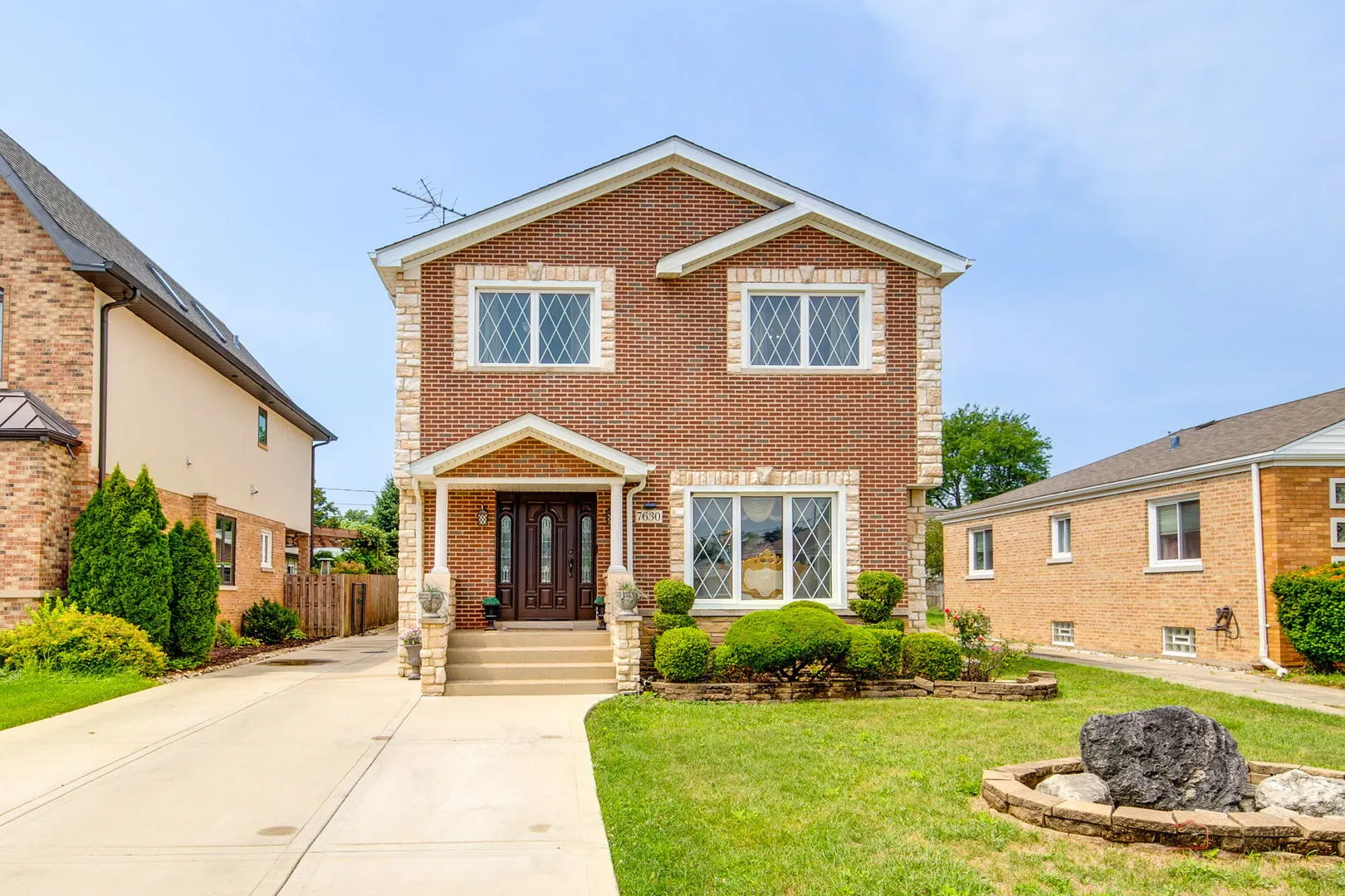 7630 N Oleander Avenue IL