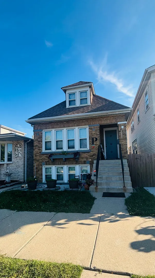 5749 W 64th Place IL