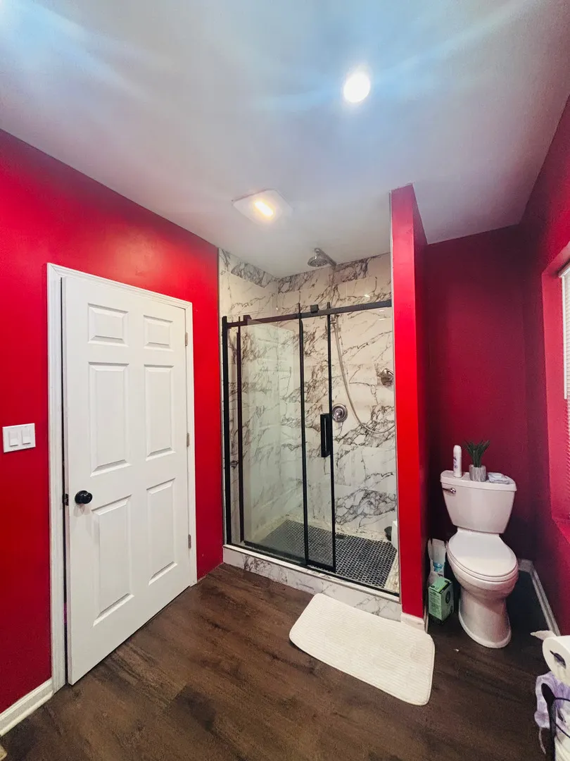 5749 W 64th Place IL