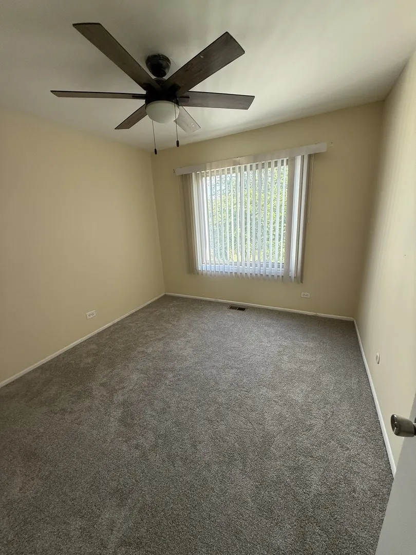 385 Pierce Court 280 IL