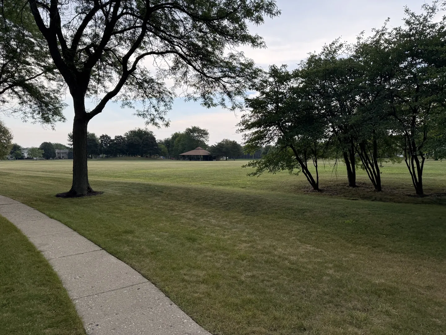 385 Pierce Court 280 IL