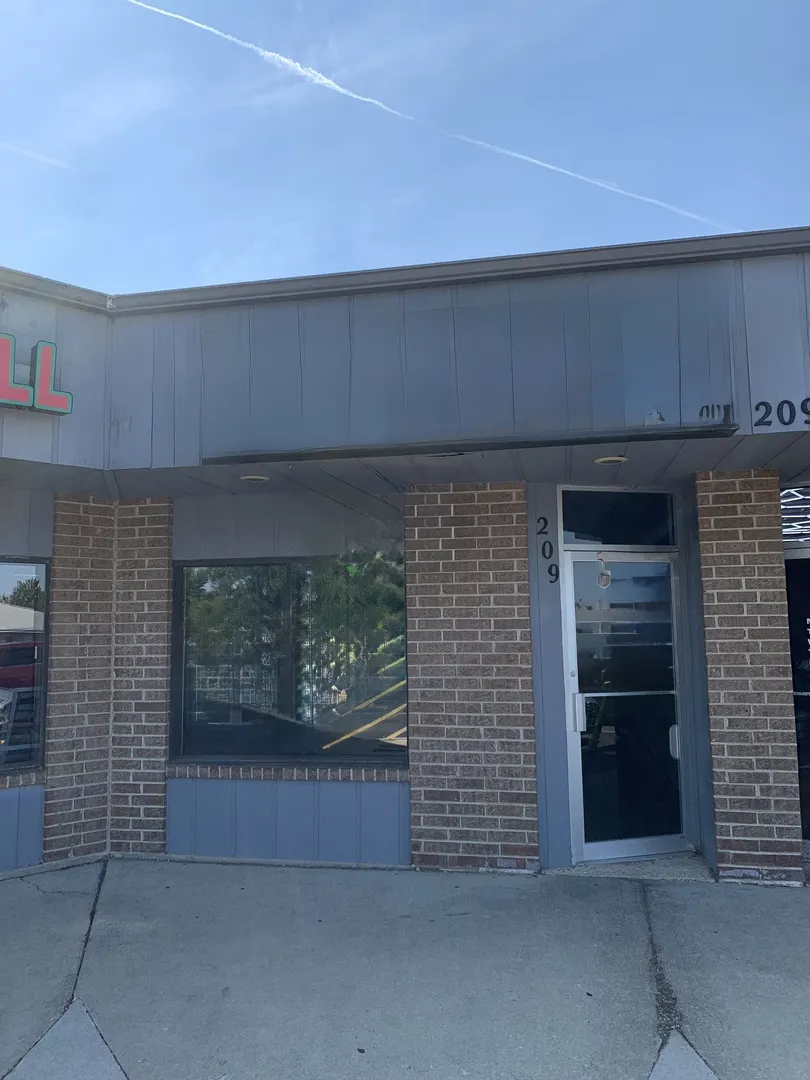 27W209 Geneva Road IL