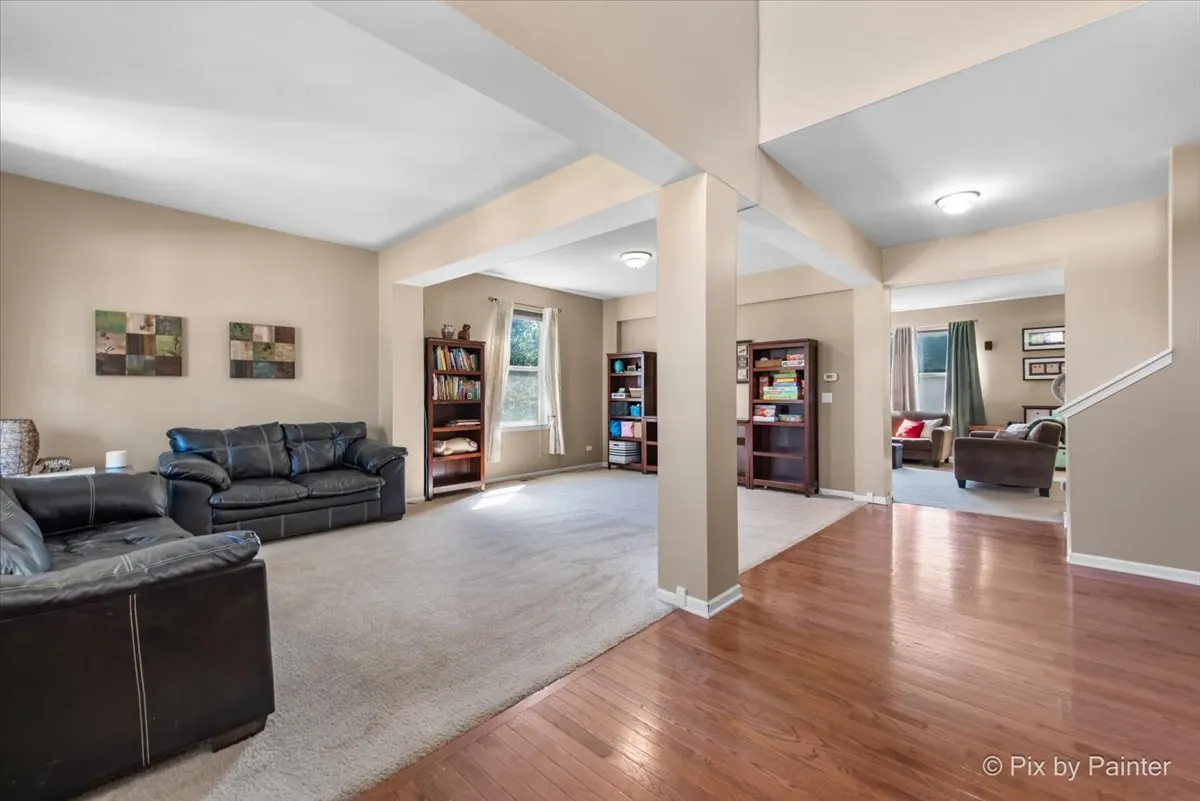 2610 Wall Street IL