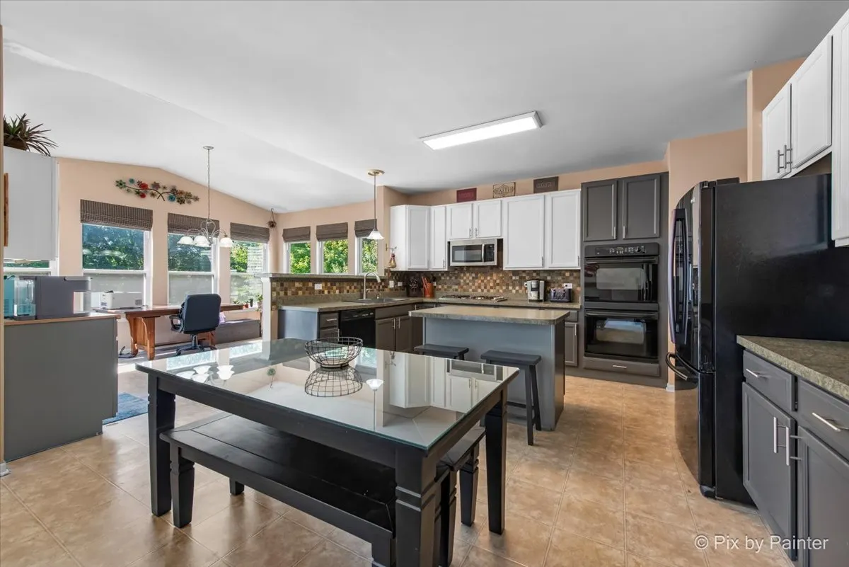 2610 Wall Street IL