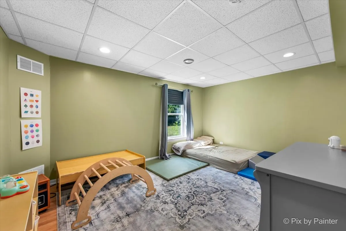 2610 Wall Street IL