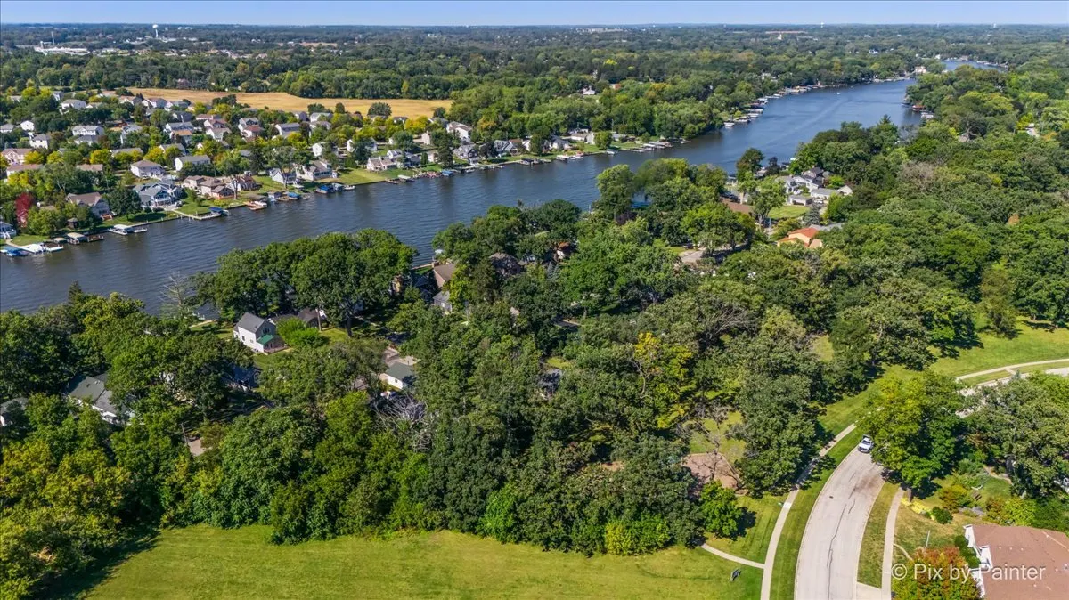 2610 Wall Street IL