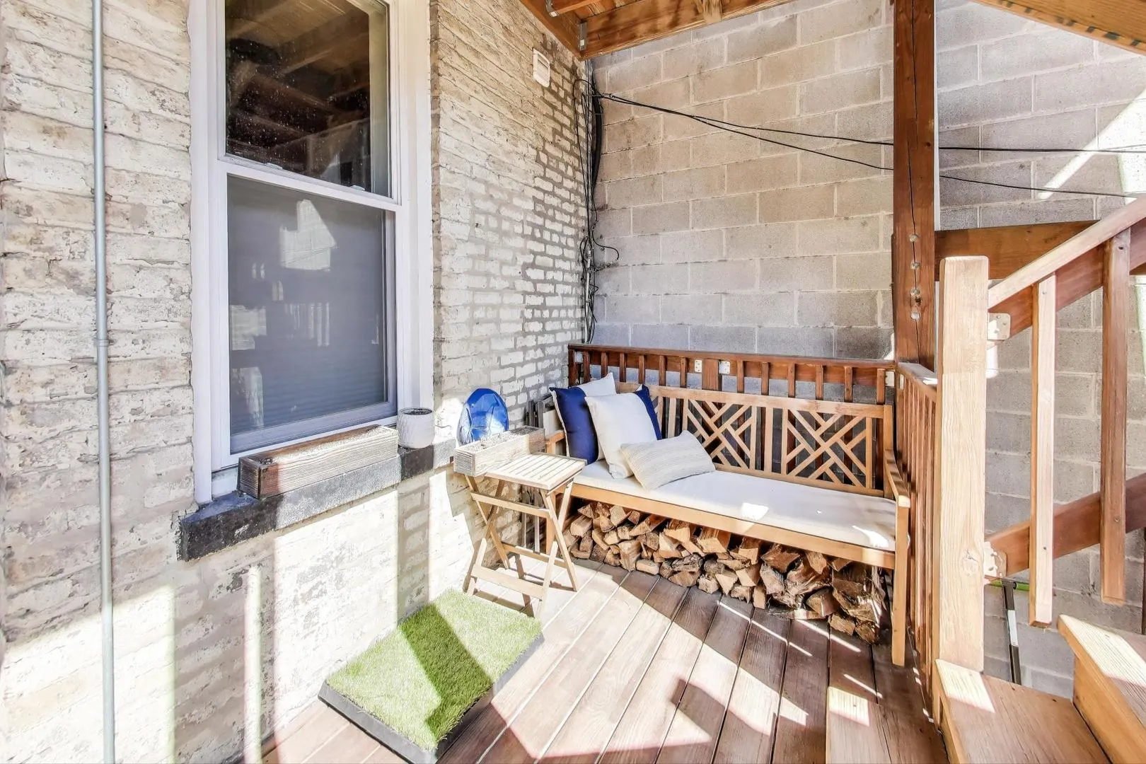 1143 W Armitage Avenue 1 IL