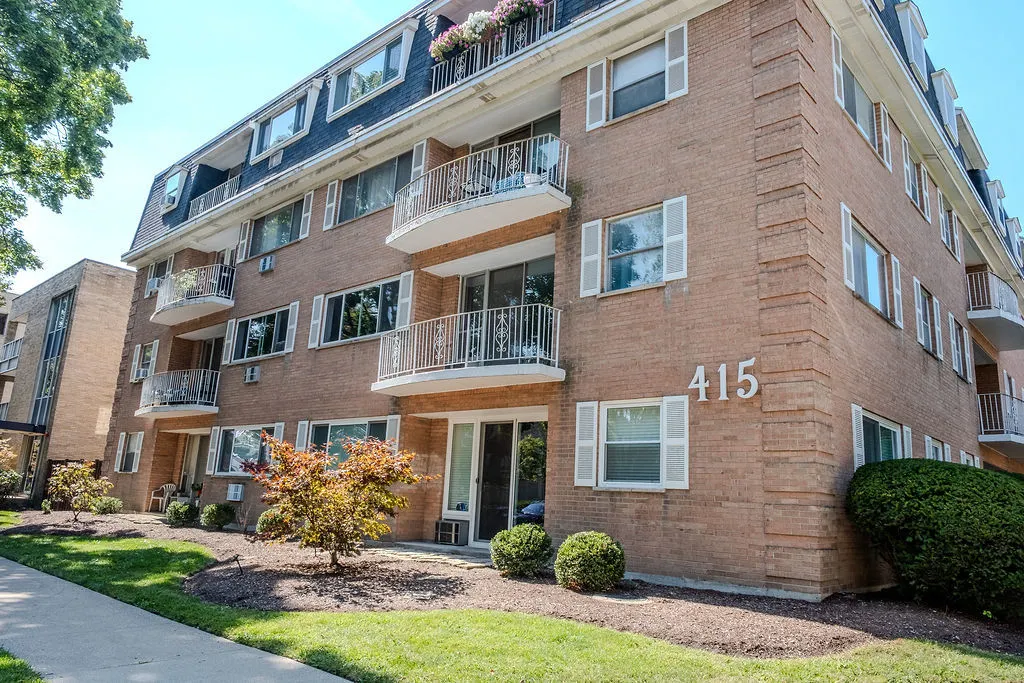 415 Wesley Avenue 24 IL