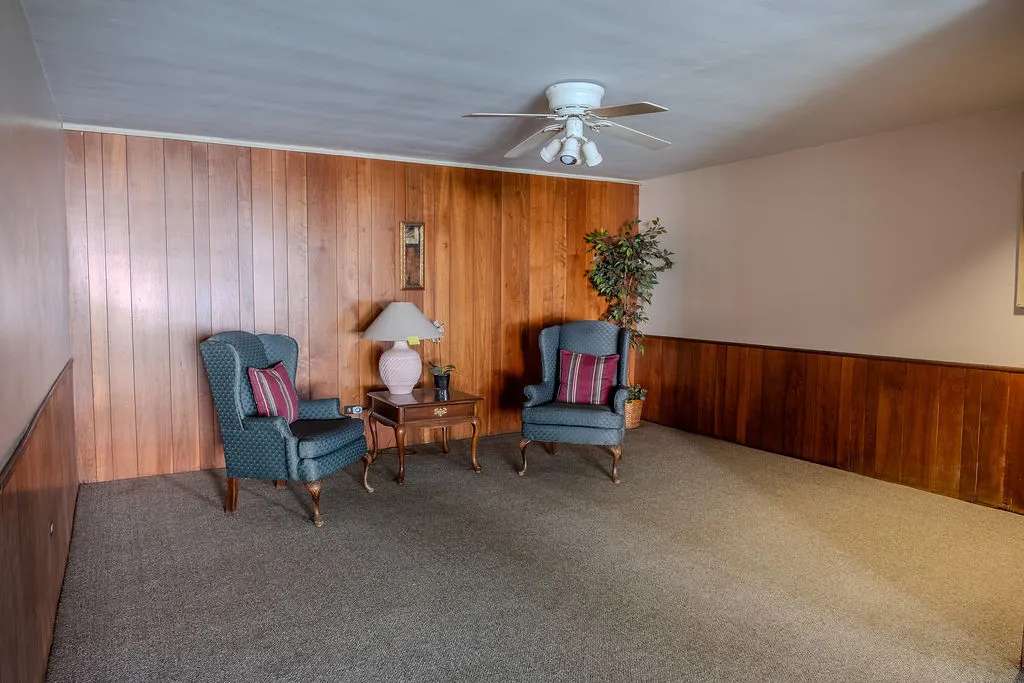 415 Wesley Avenue 24 IL