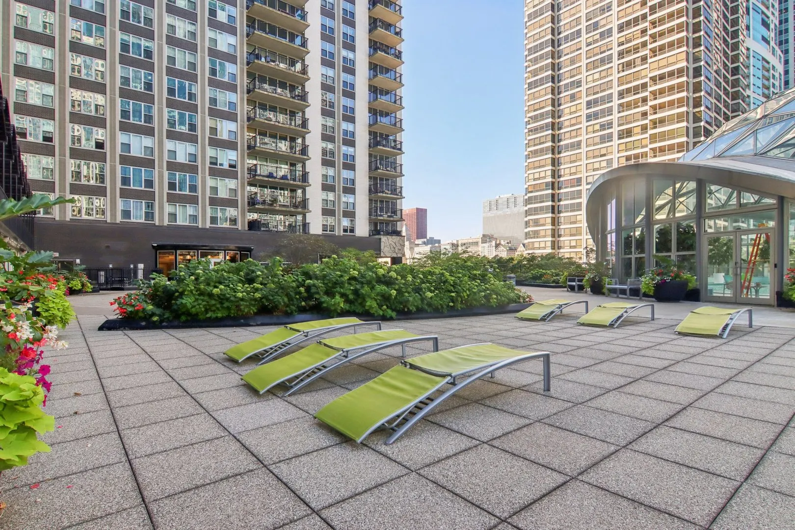 400 E Randolph Street 3714 IL