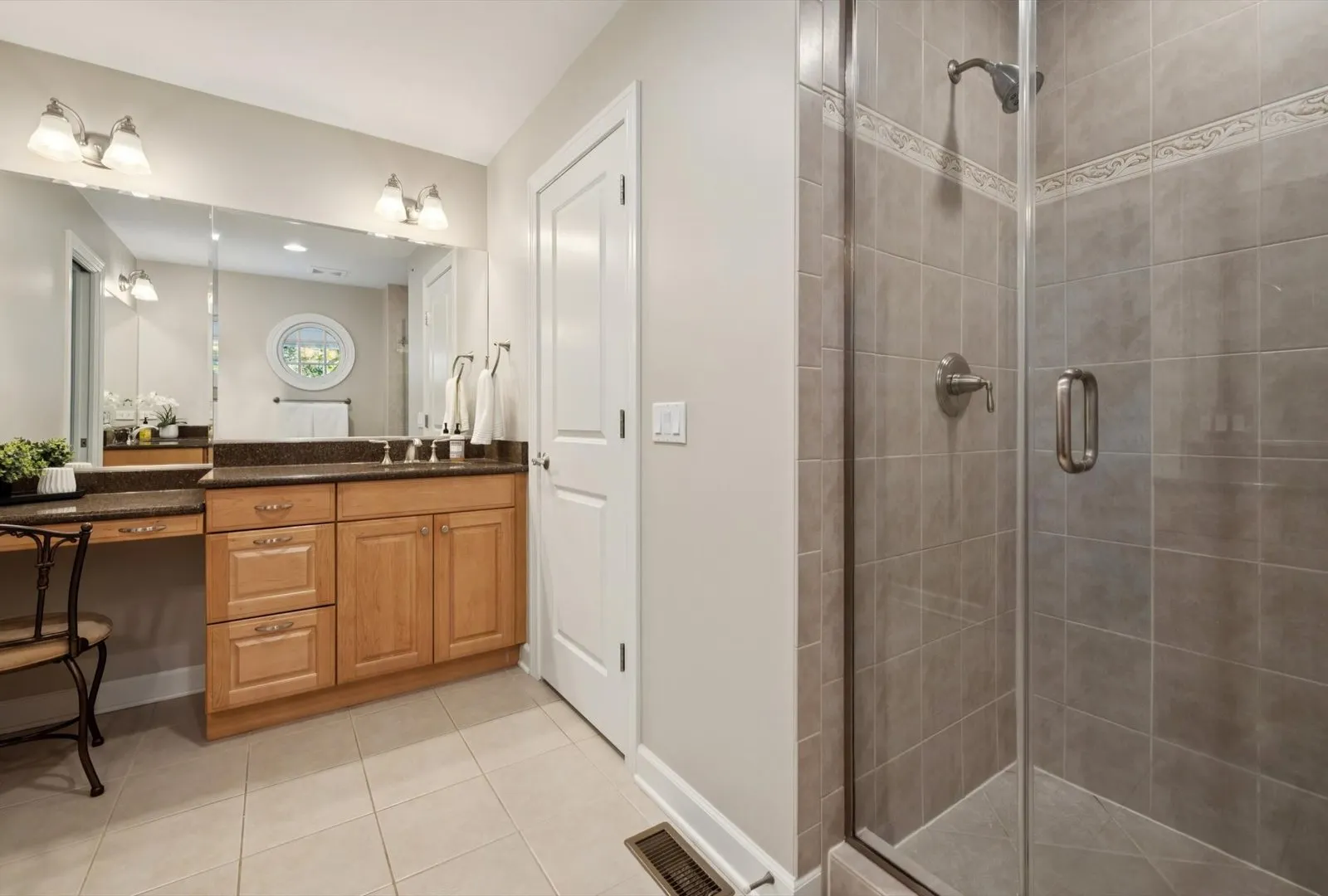 1935 Lynn Circle IL