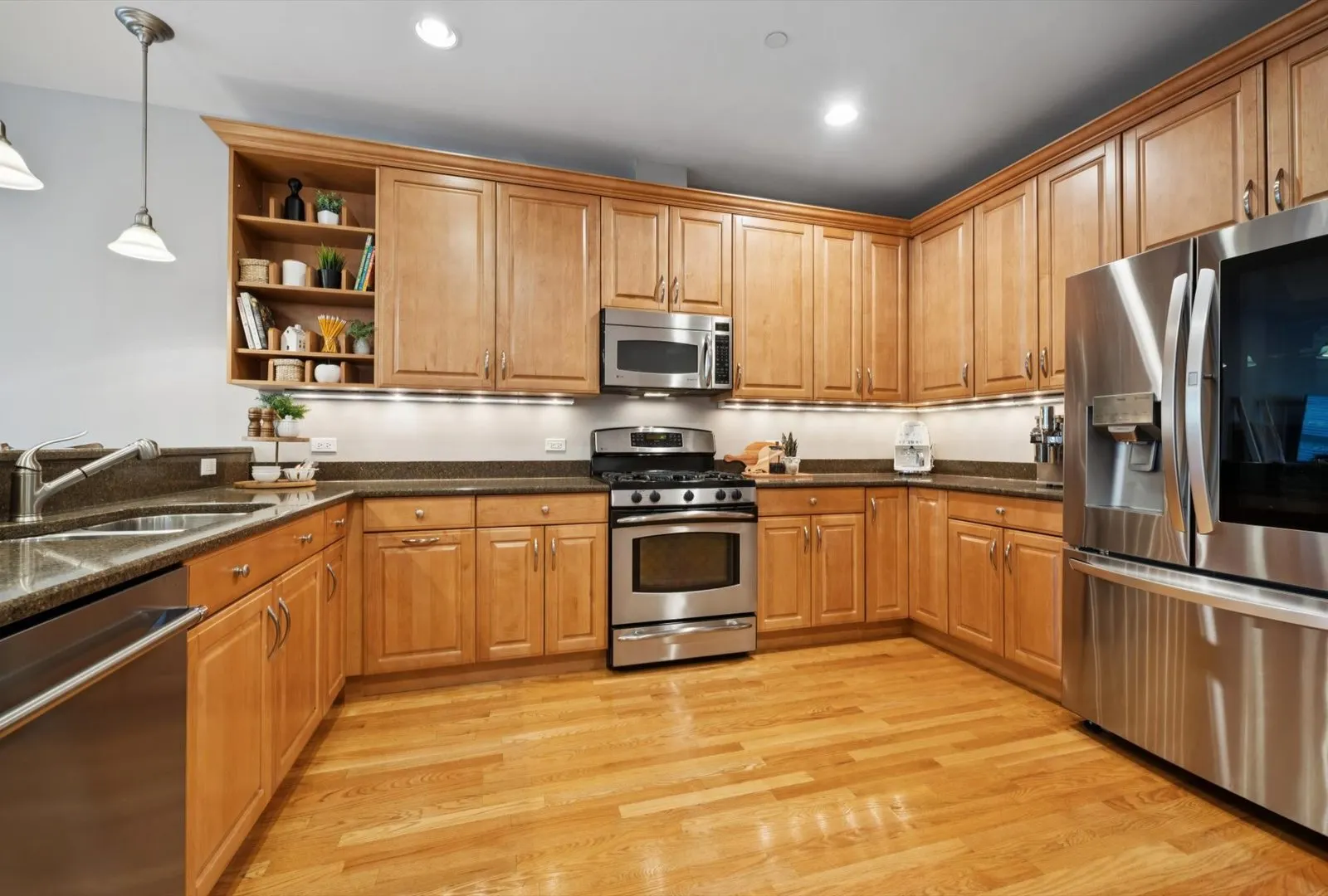 1935 Lynn Circle IL