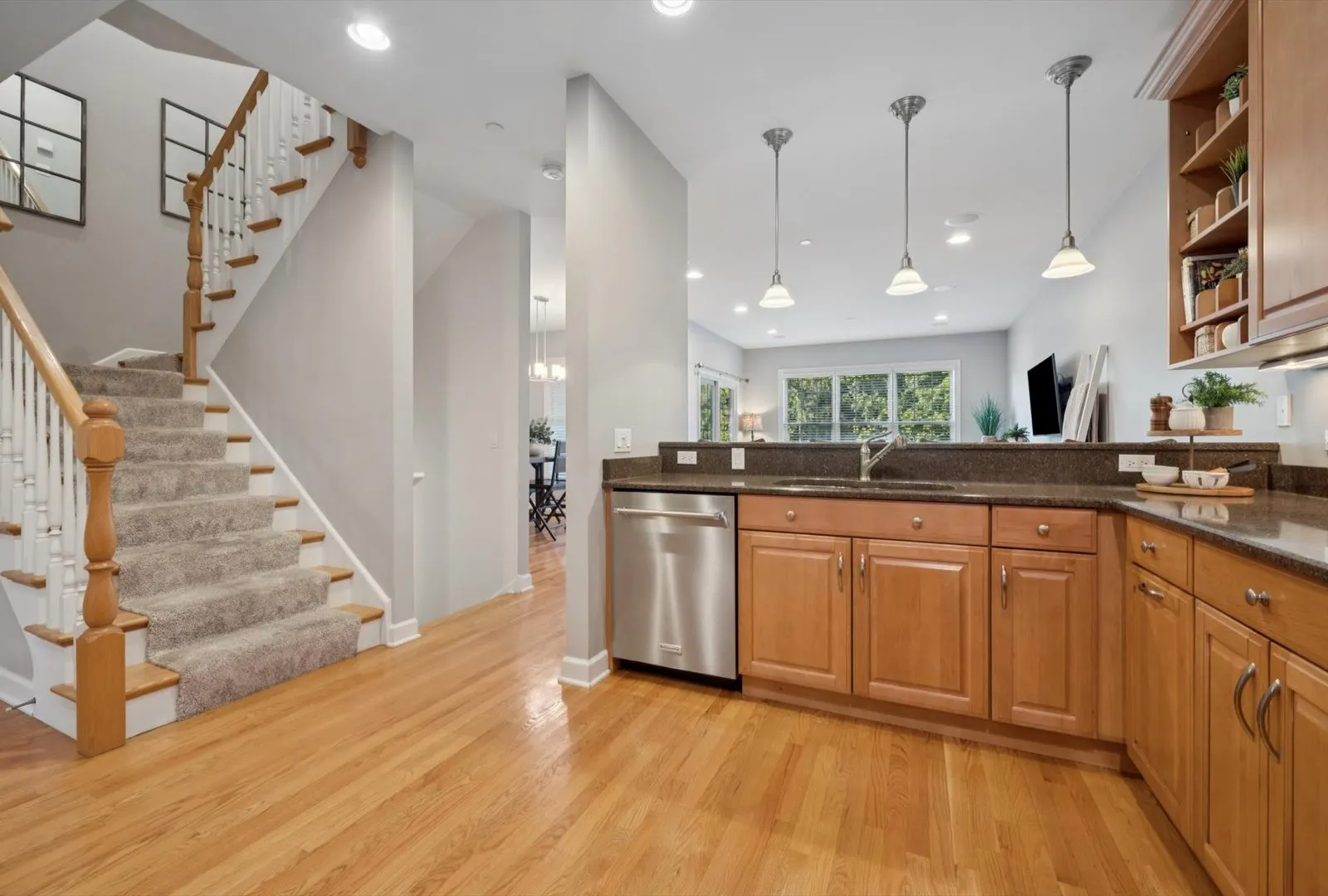 1935 Lynn Circle IL
