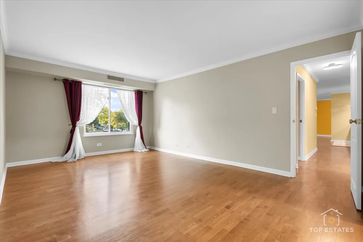 1615 E CENTRAL Road 218C IL