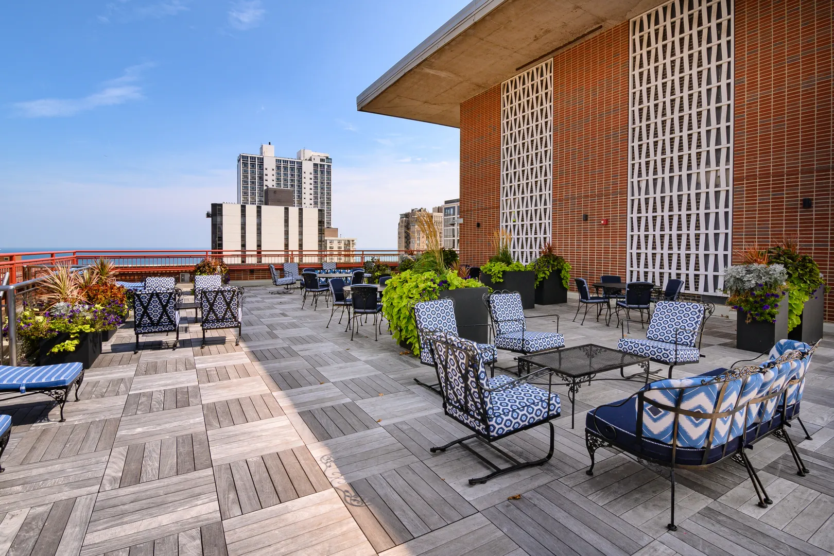 1325 N STATE Parkway 16B IL
