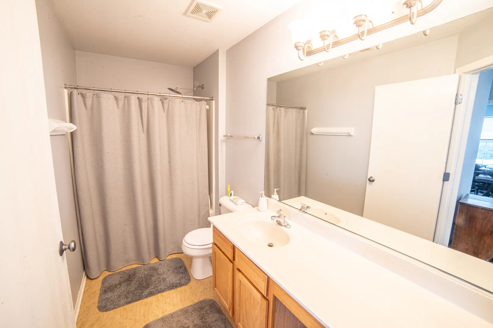 24135 W Walnut Circle IL
