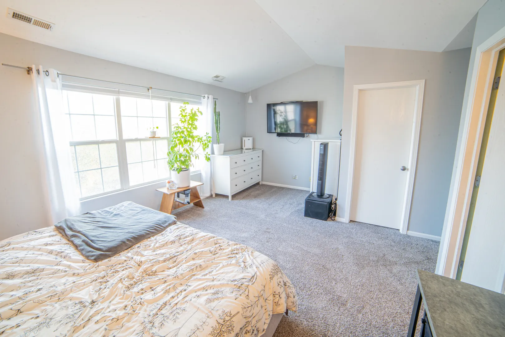 24135 W Walnut Circle IL