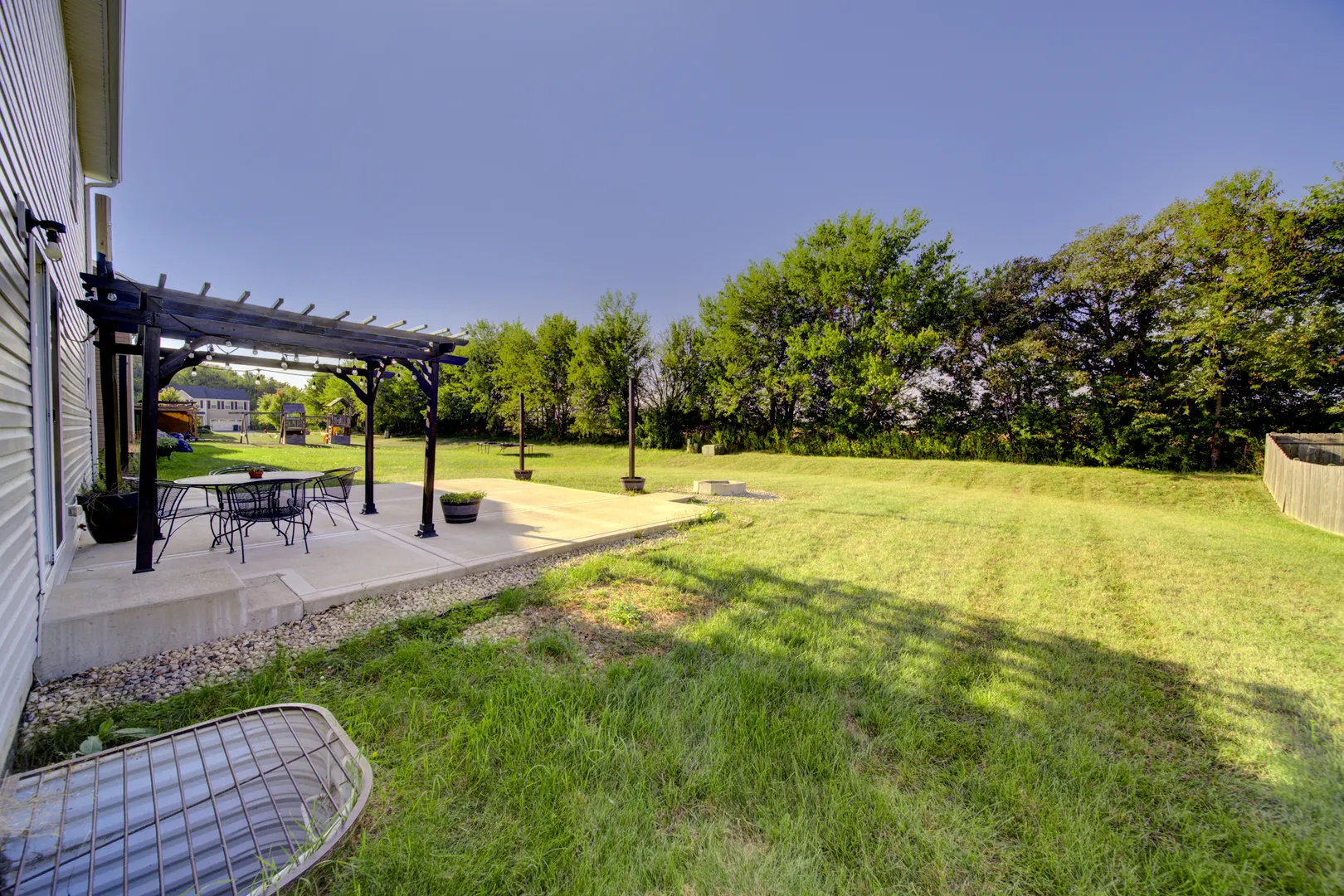 3323 Caledonia Drive IL